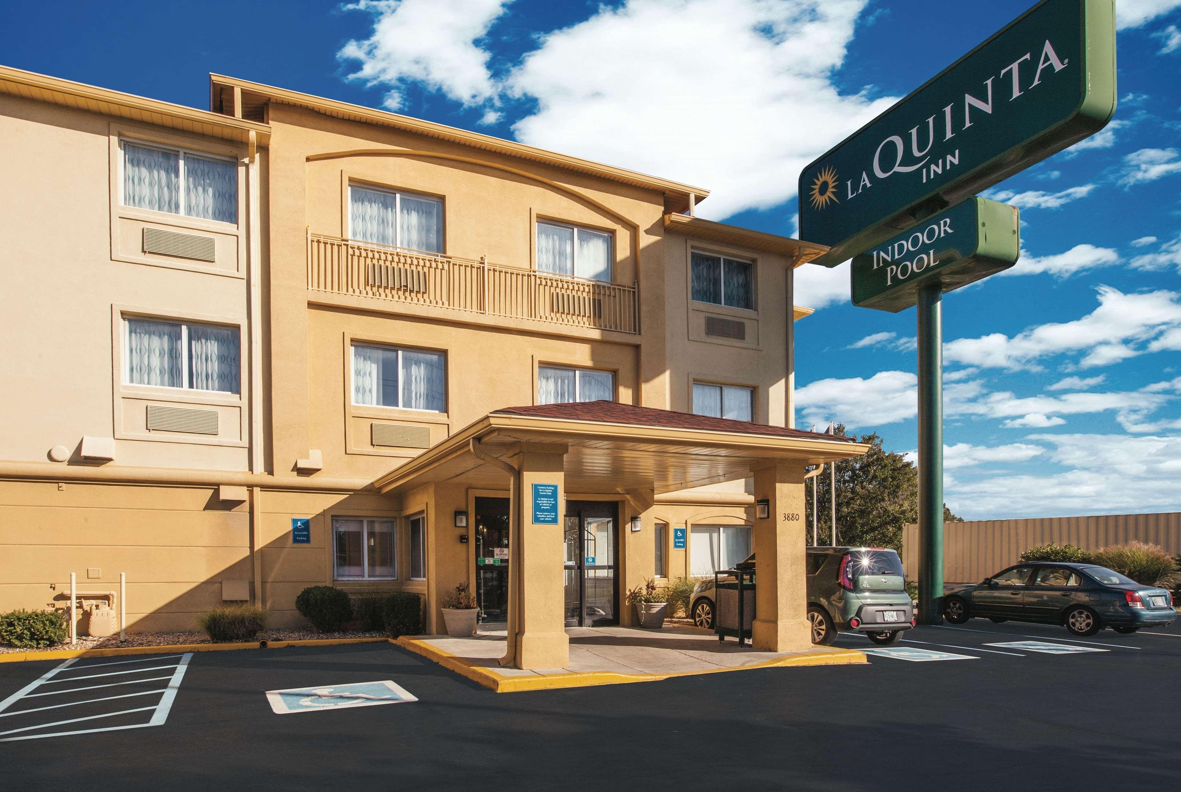 La Quinta Inn By Wyndham Indianapolis North At Pyramids Exterior foto